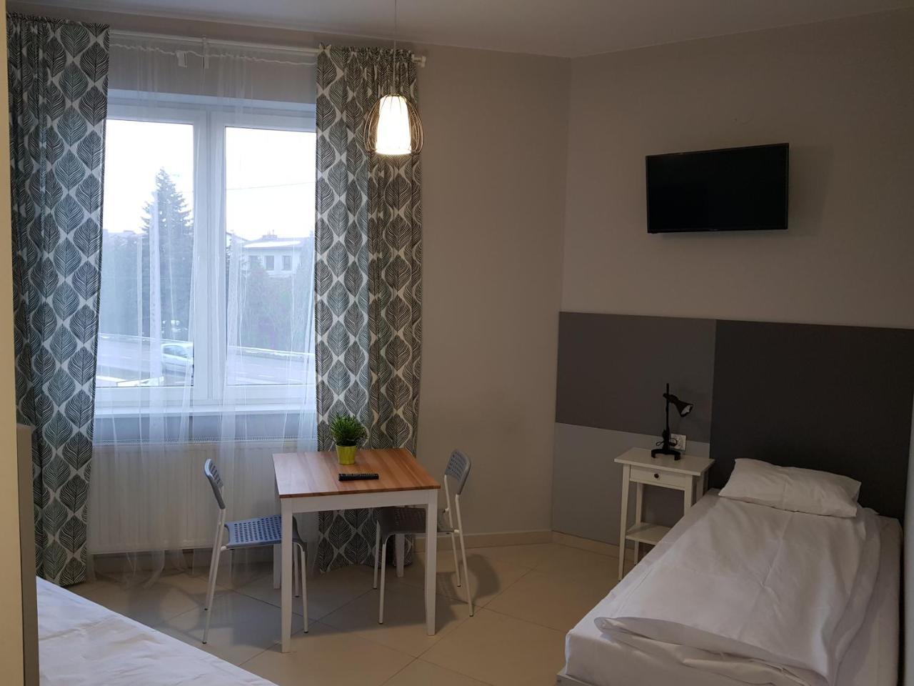 Noclegi Maxtrans Mielec Esterno foto